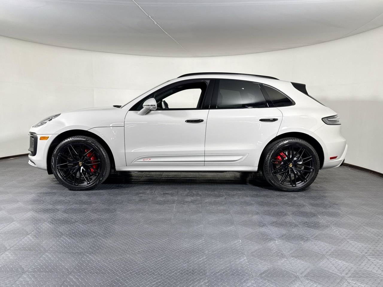 GTS AWD