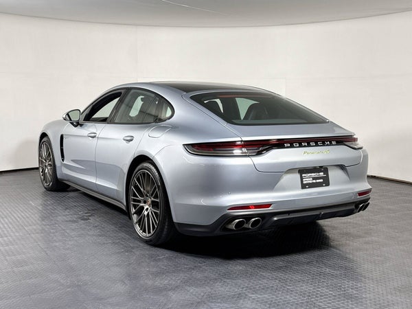 Pre-Owned Inventory 4 4S E-Hybrid AWD