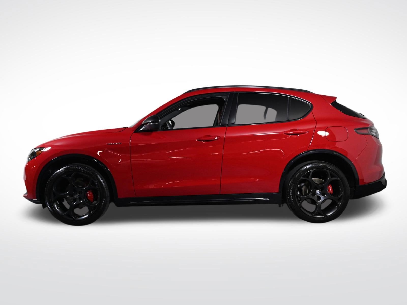 2025 Alfa Romeo Stelvio
