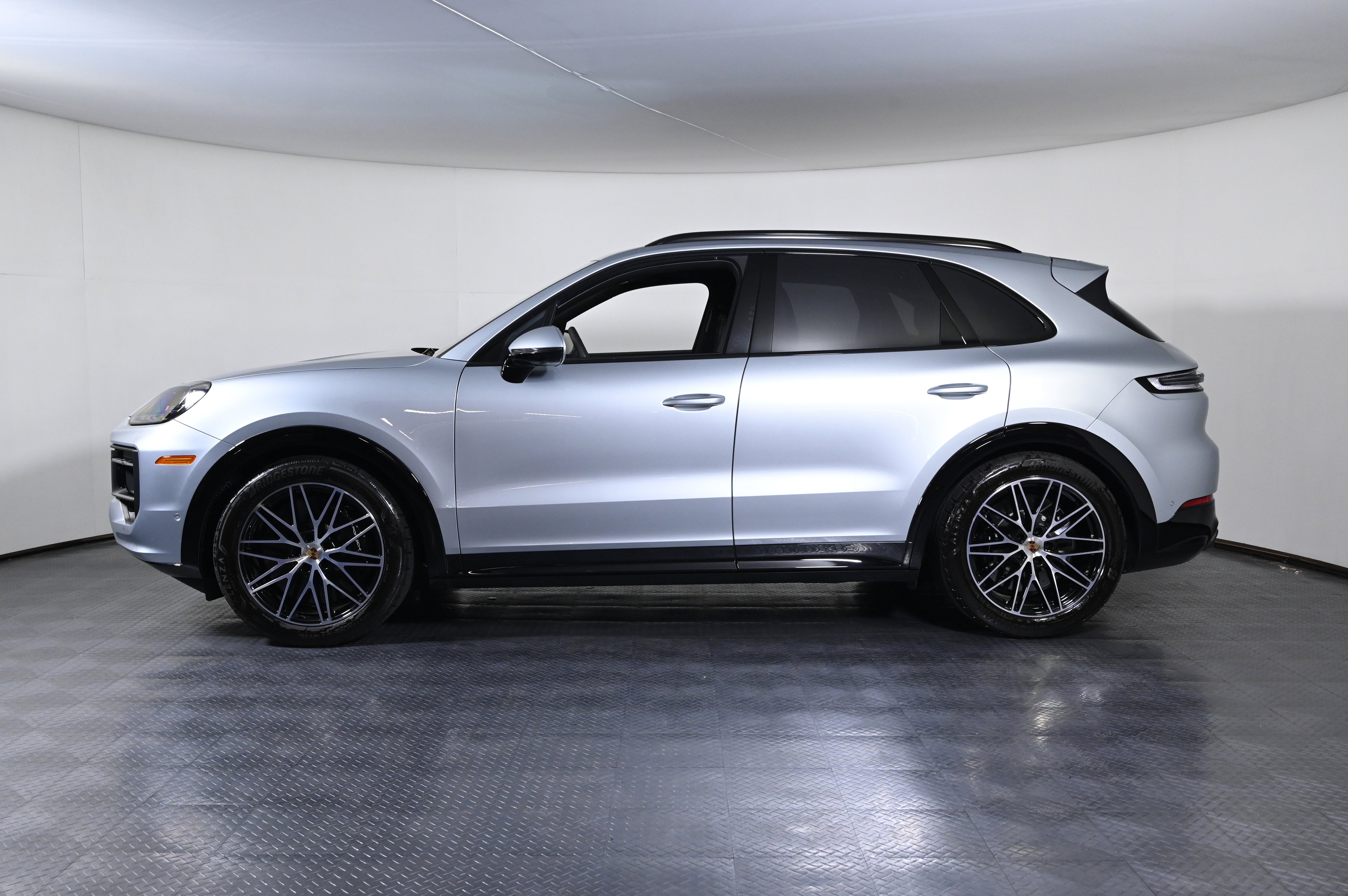 GTS AWD