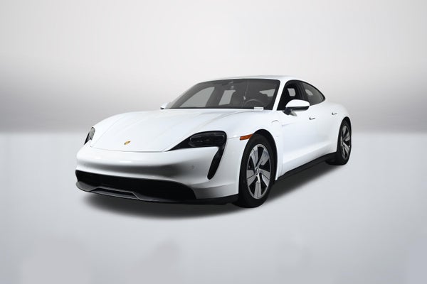 Pre-Owned Inventory 18 RWD