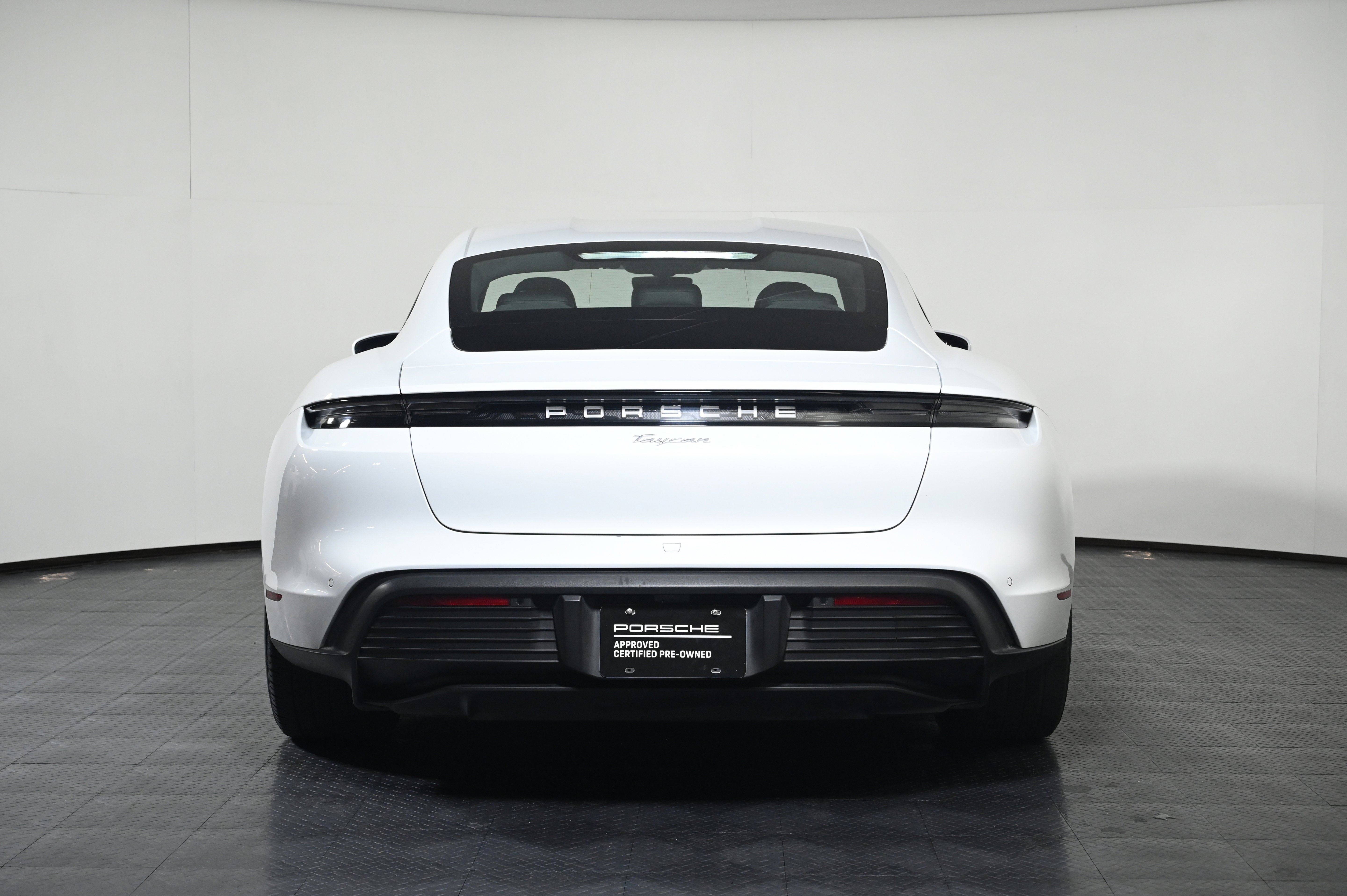 2023 Porsche Taycan