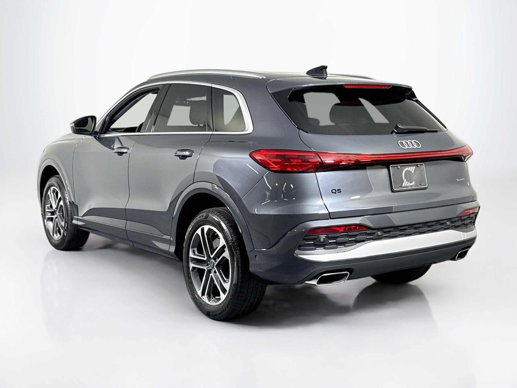 Pre-Owned Inventory 32 Premium 2.0 TFSI quattro