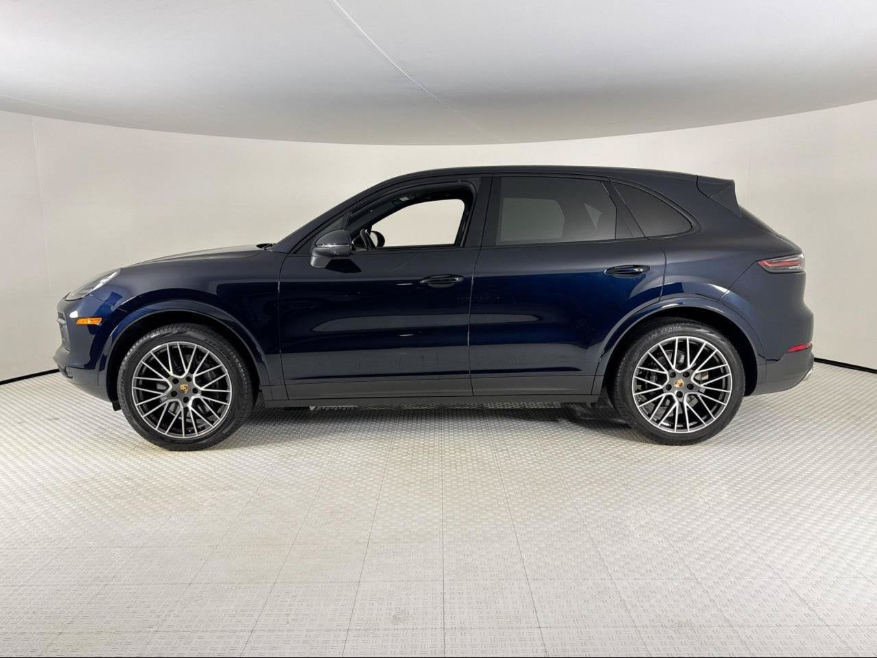AWD