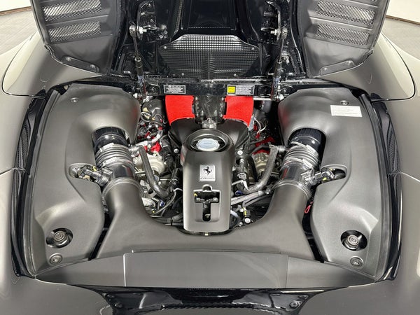 Ferrari F8 Spider
