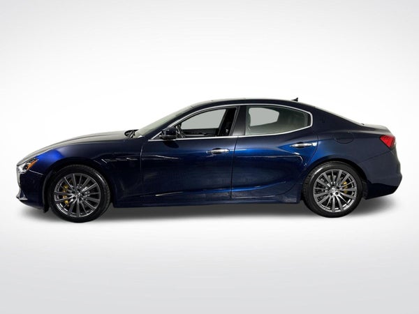 Pre-Owned Inventory 31 Modena RWD