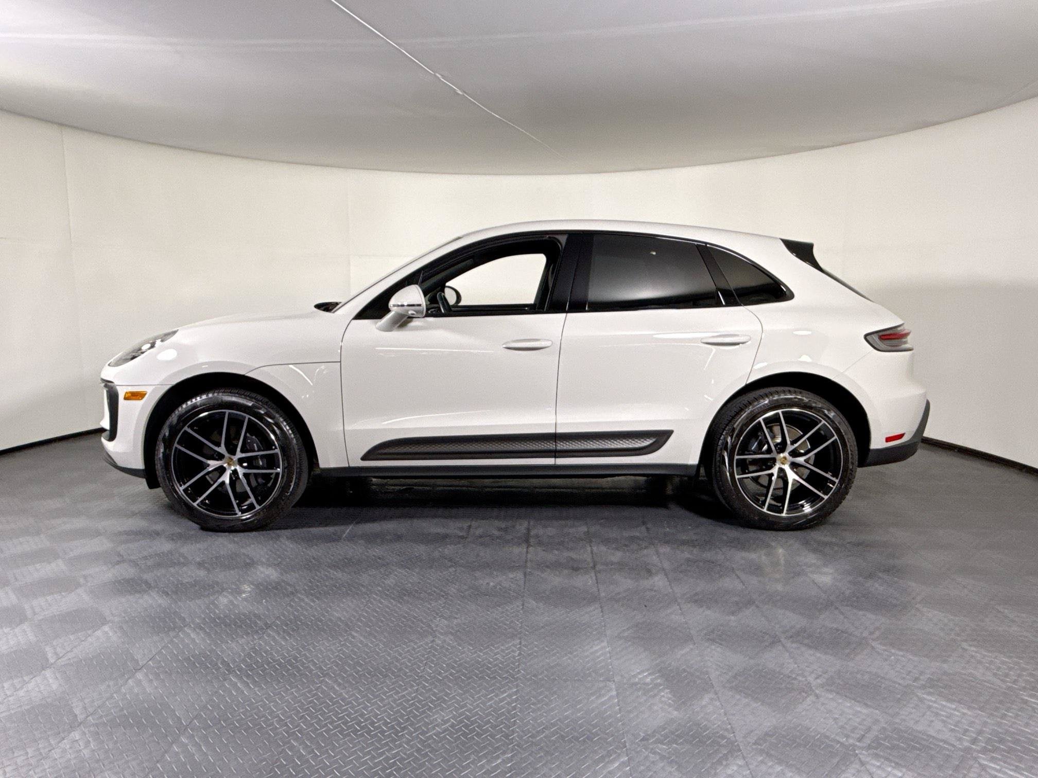 AWD