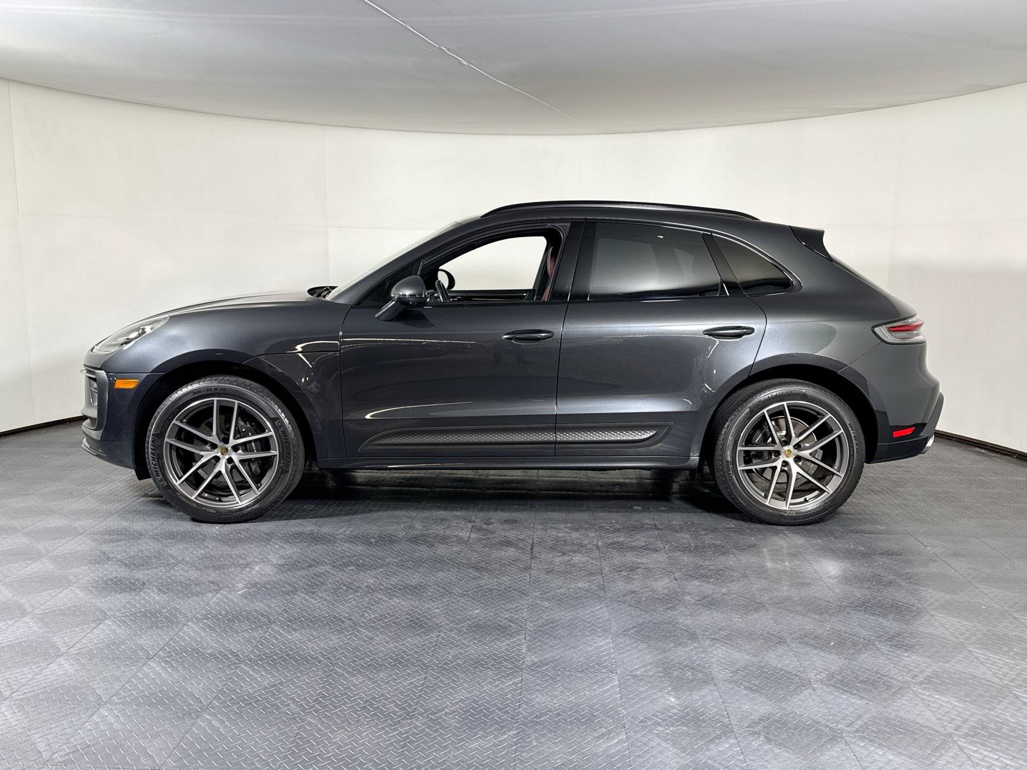 AWD