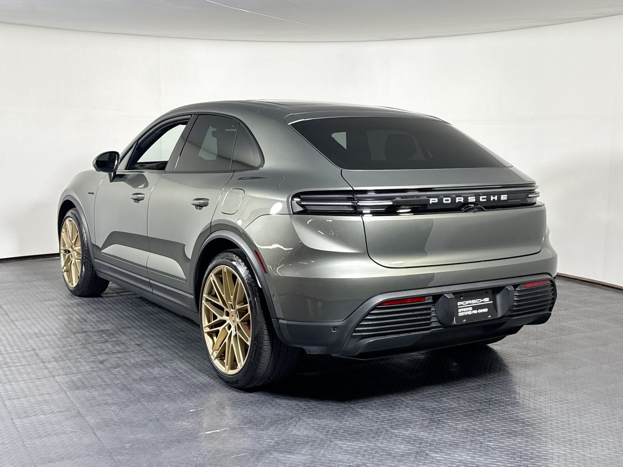 Electric 4S AWD