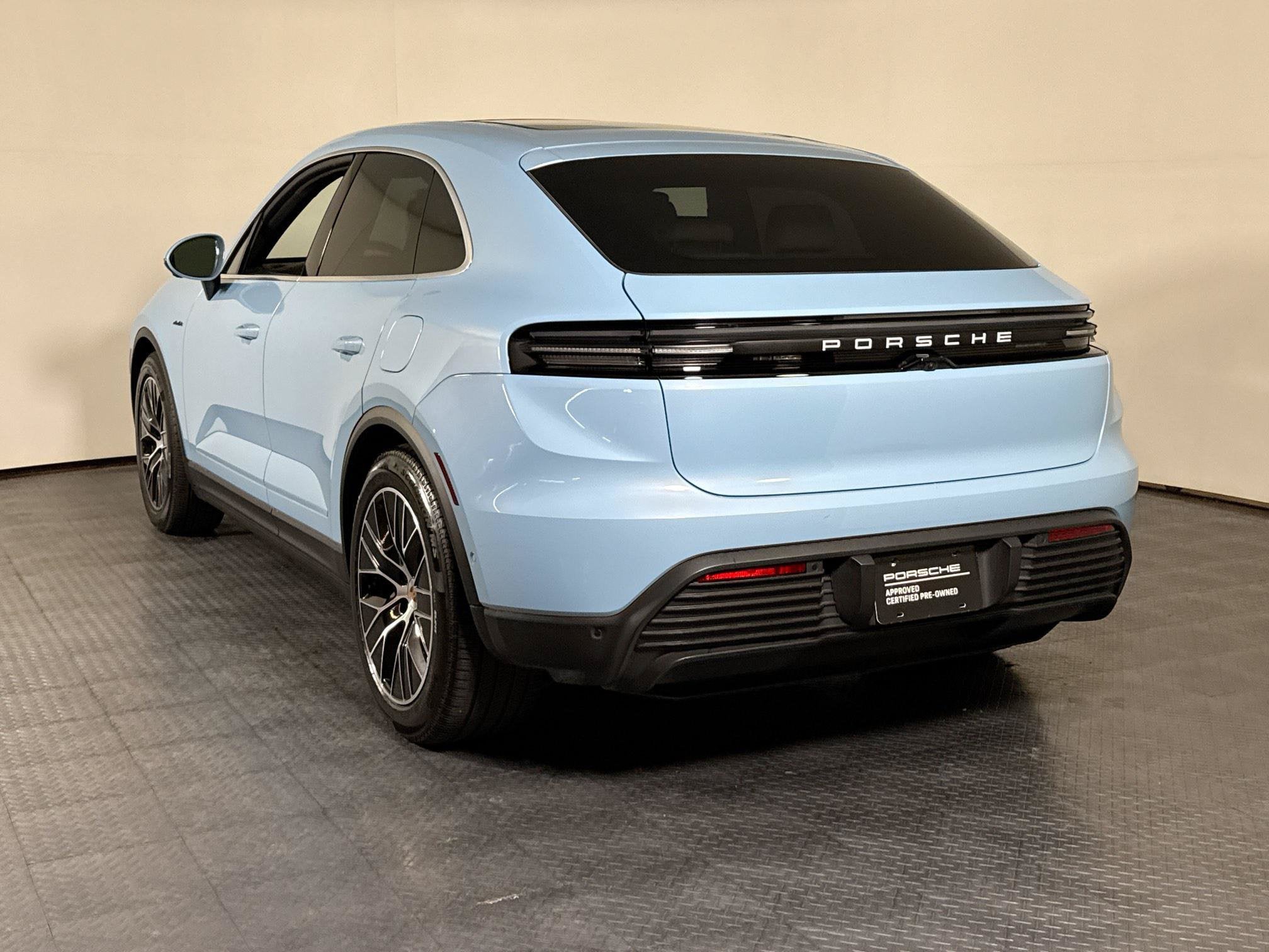 Electric 4S AWD