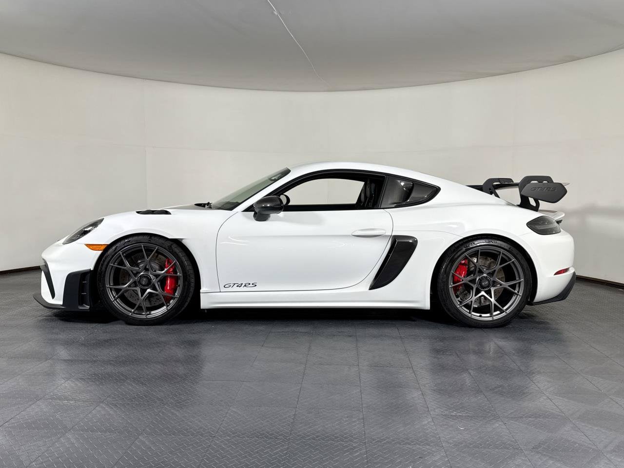2025 Porsche 718 Cayman
