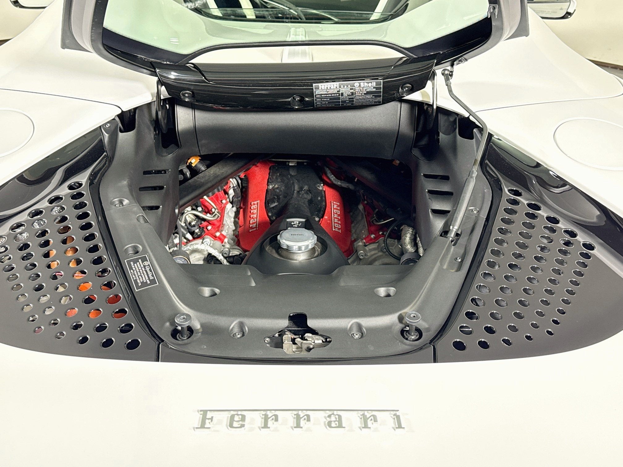 Ferrari-SF90-Spider-ZFF96NMA4R0309880 - Ferrari of Miami