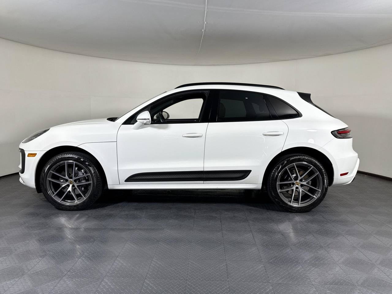 AWD