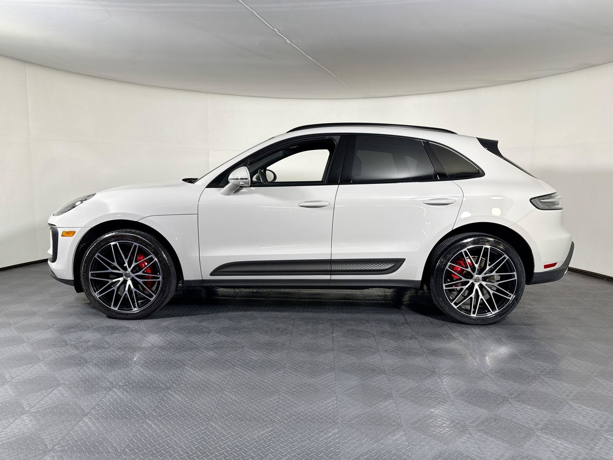 S AWD