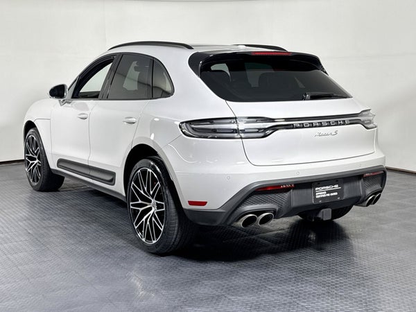 S AWD
