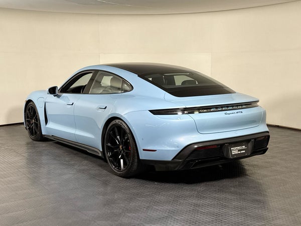 GTS AWD