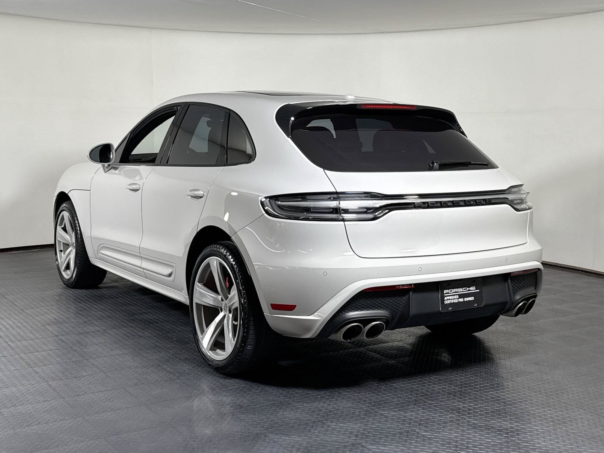 S AWD