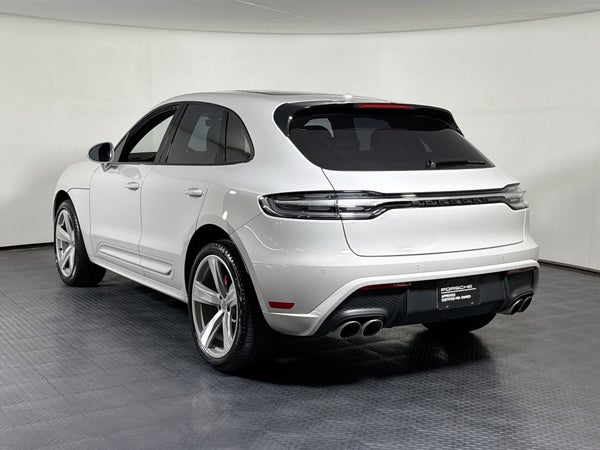 S AWD