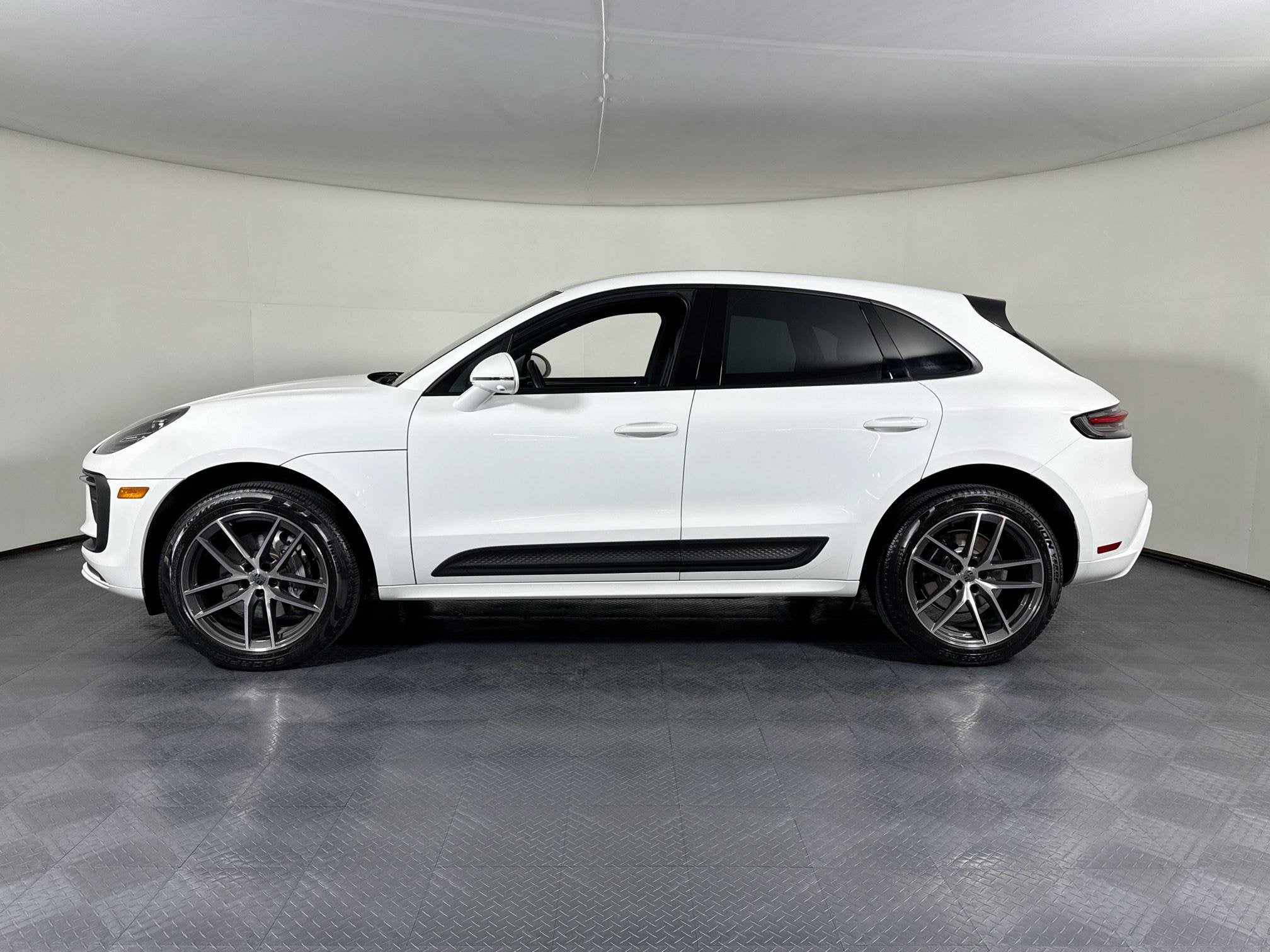 AWD