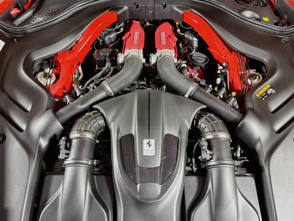 Ferrari Roma Spider