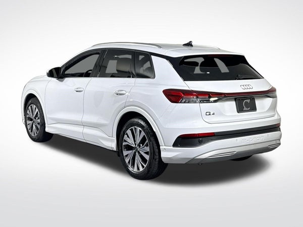 Pre-Owned Inventory 24 Premium Plus 40 RWD