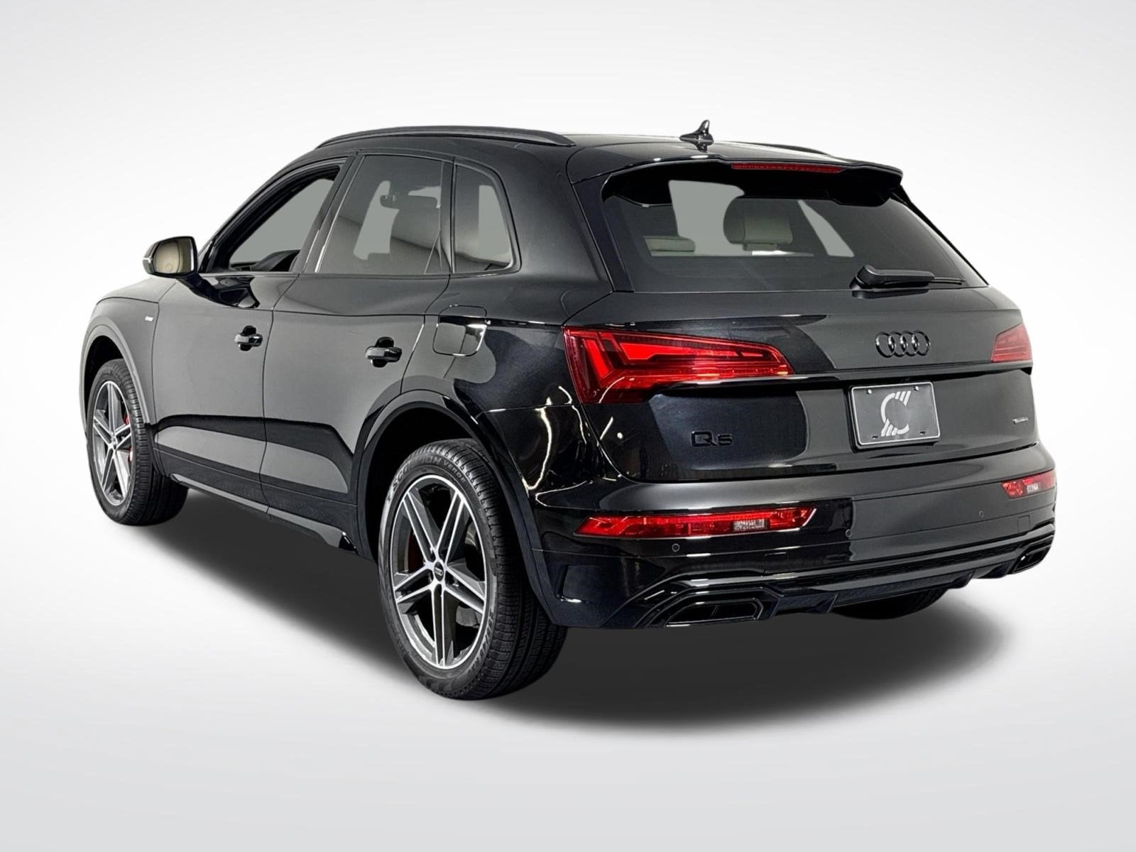 S line Premium Plus 55 TFSI e quattro