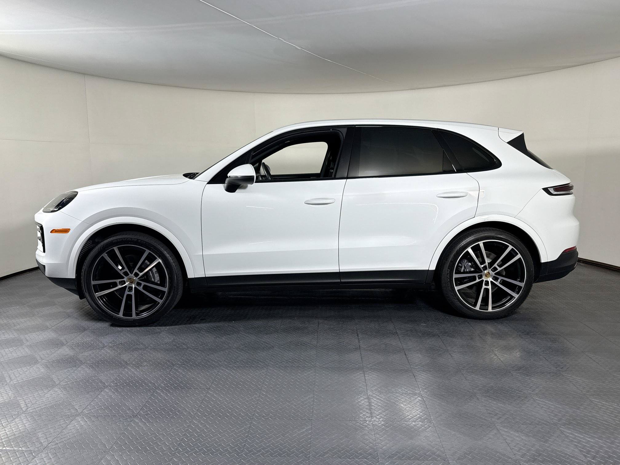 AWD