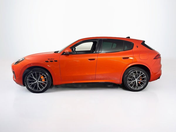 Pre-Owned Inventory 47 Modena AWD