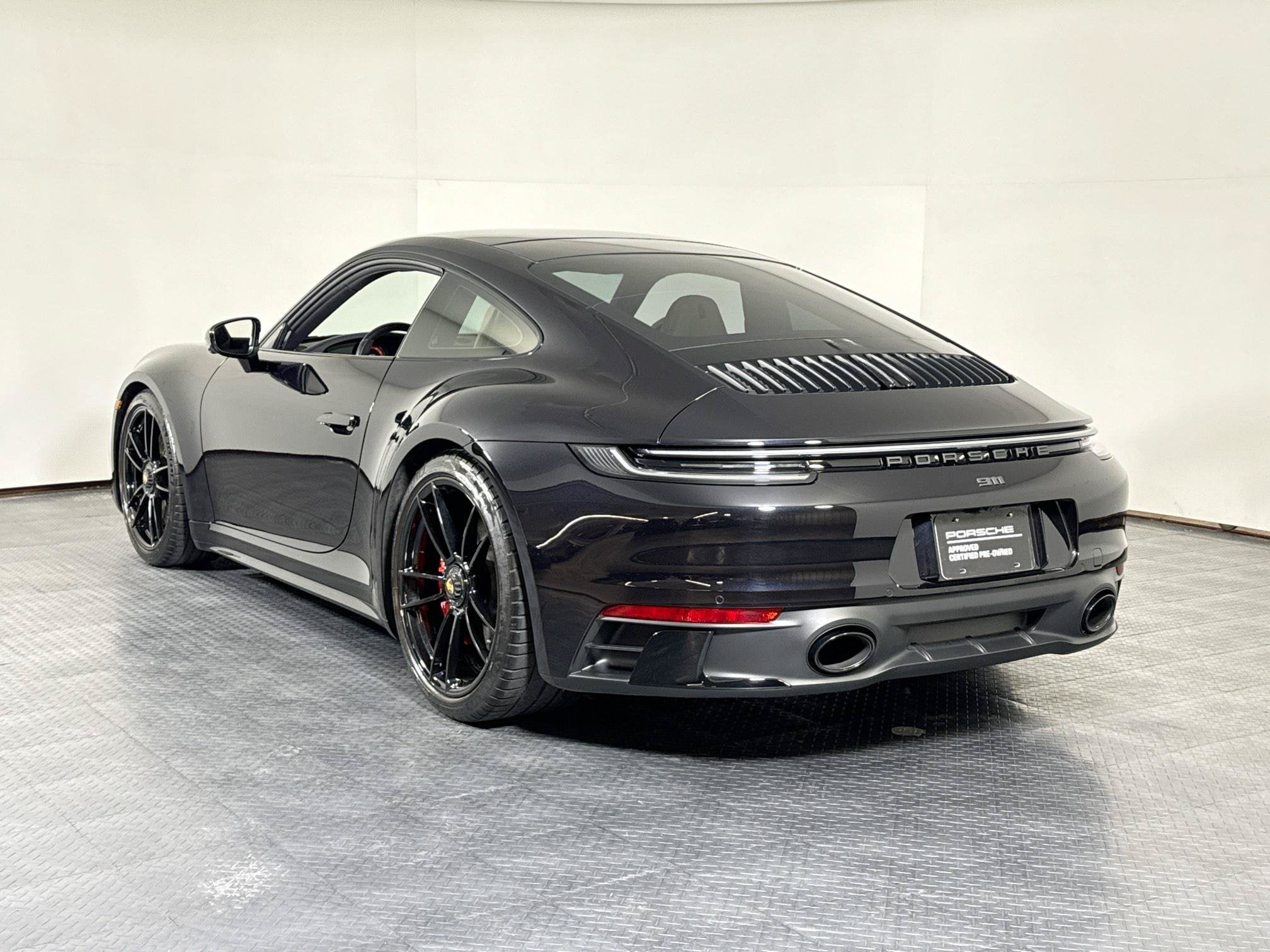 Carrera GTS Coupe