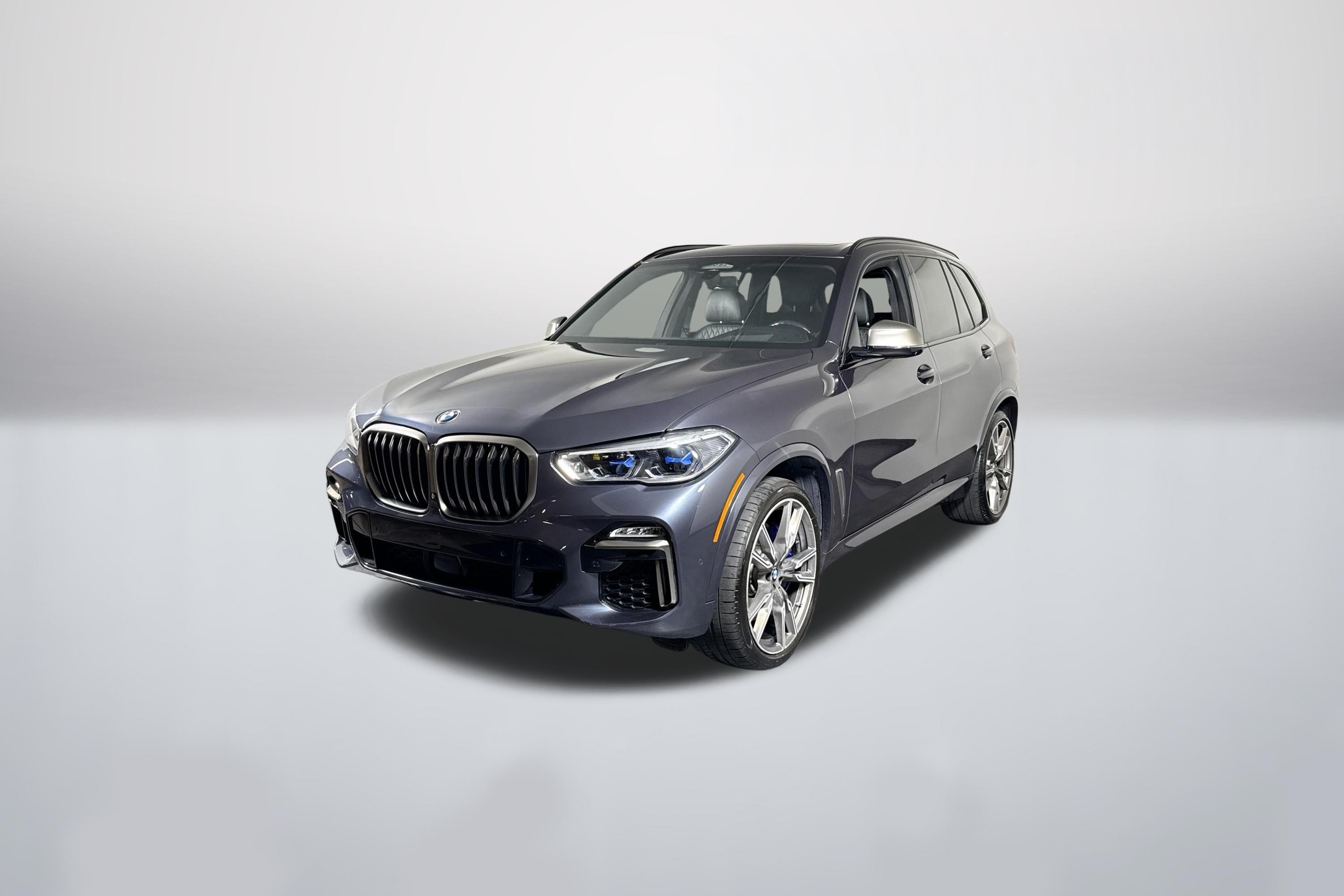 M50i Sports Activity Vehicle