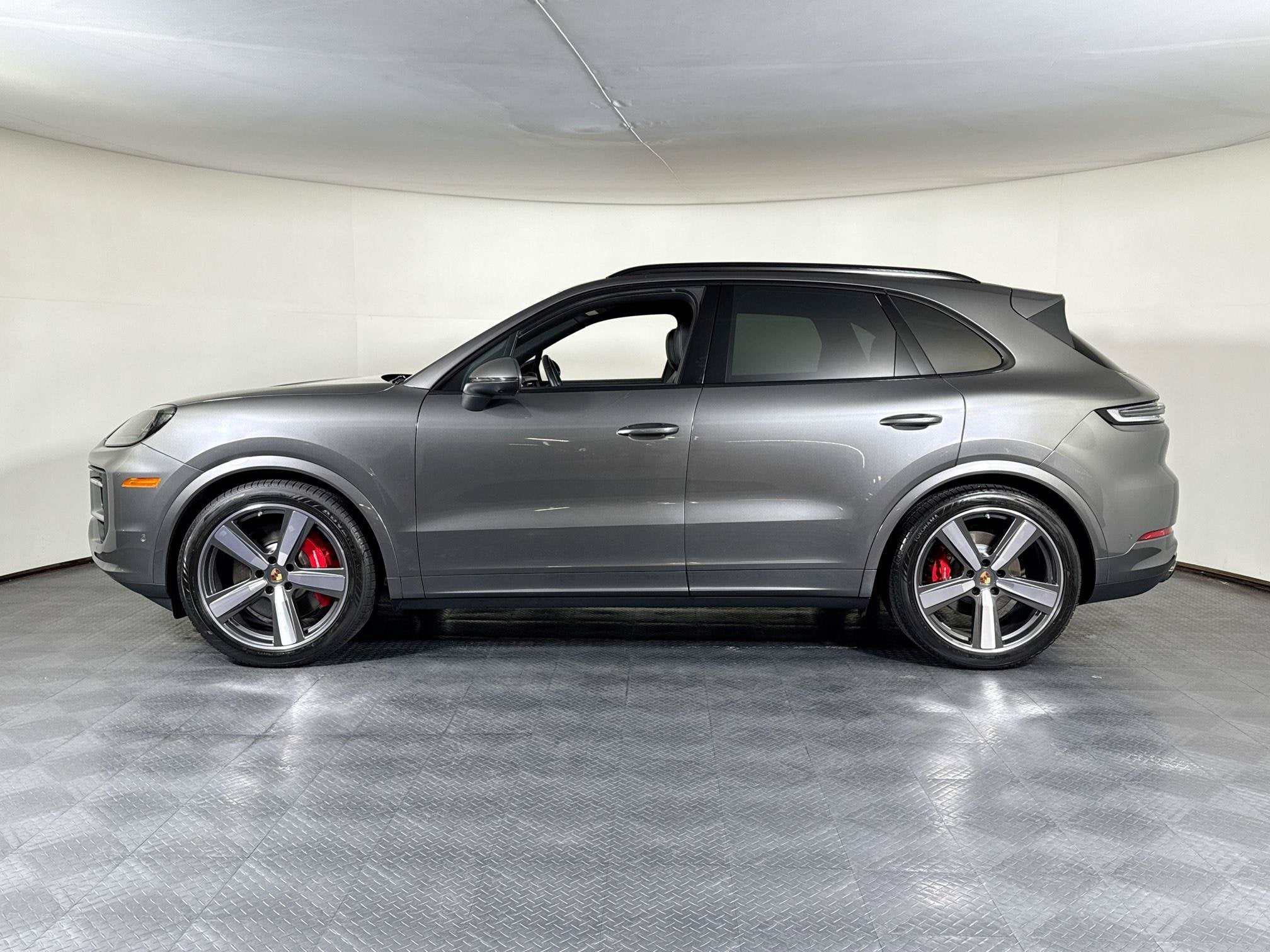 S AWD