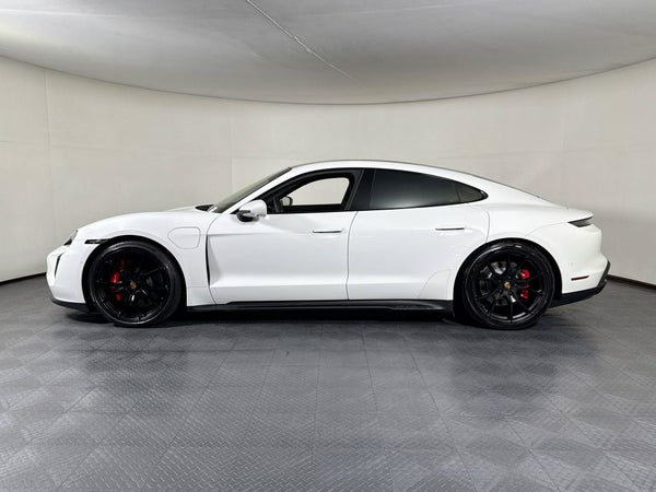 GTS AWD