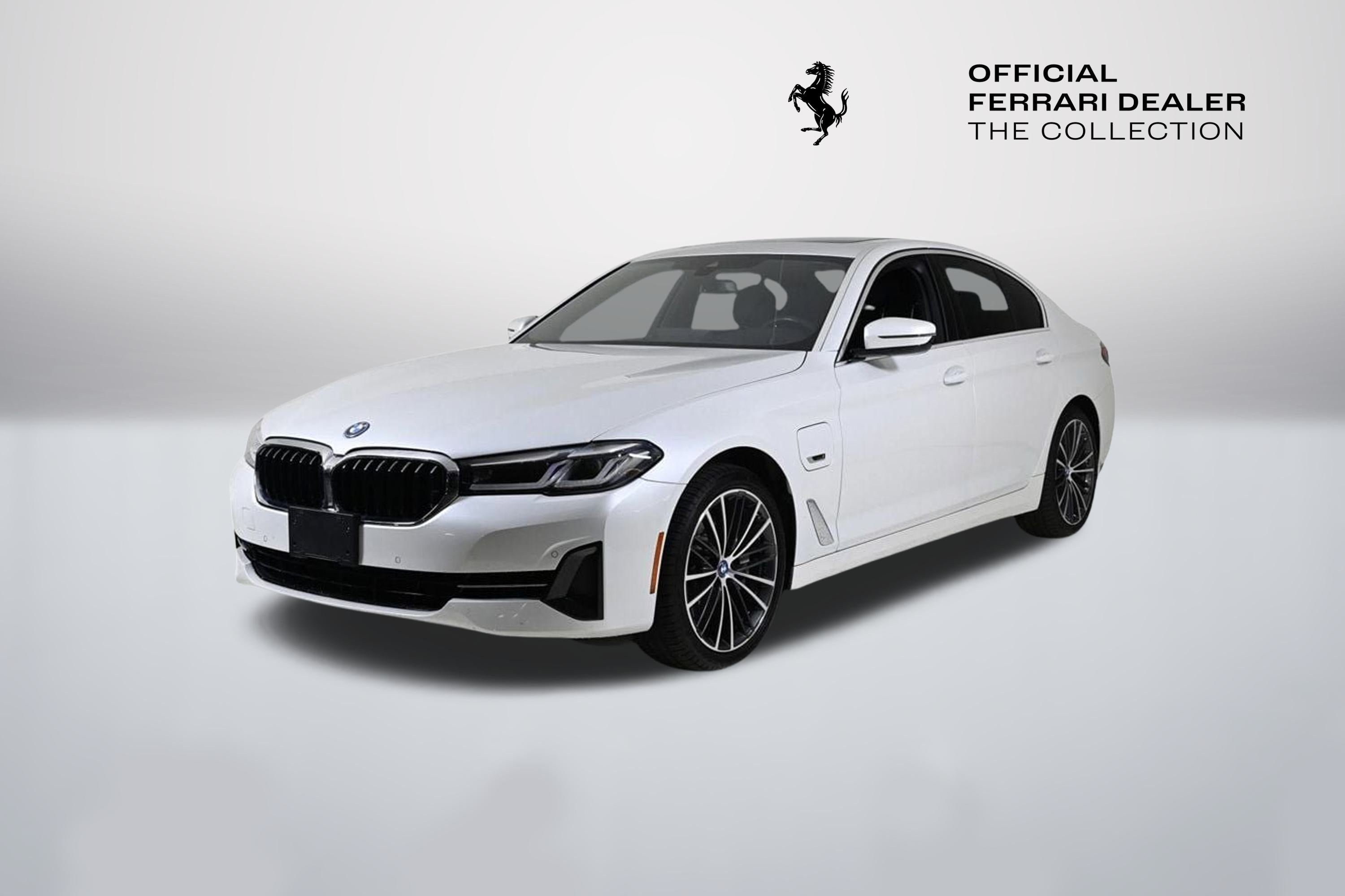530e xDrive Plug-In Hybrid