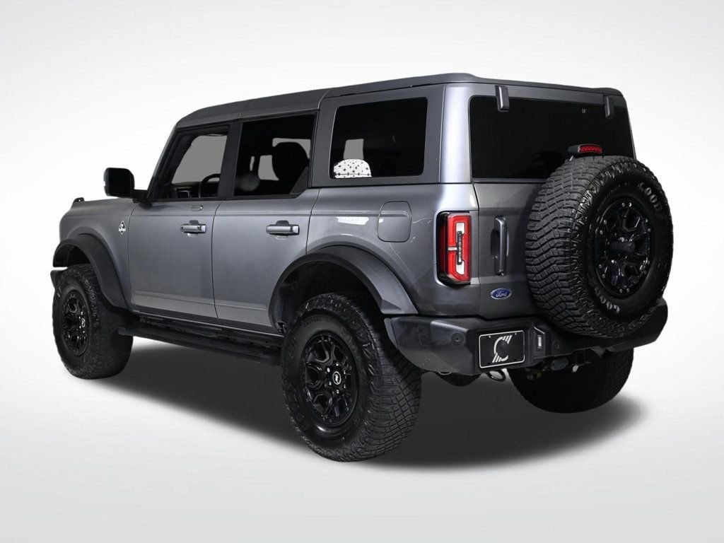 Outer Banks 4 Door Advanced 4x4