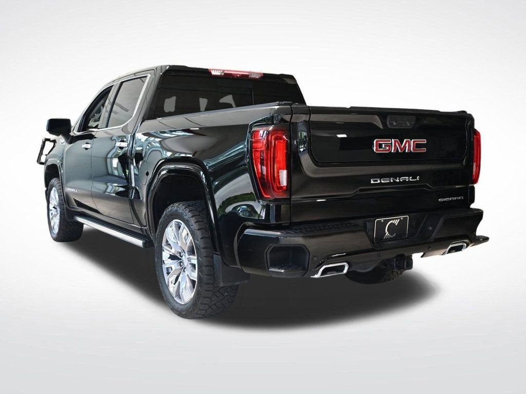 4WD Crew Cab 147" Denali