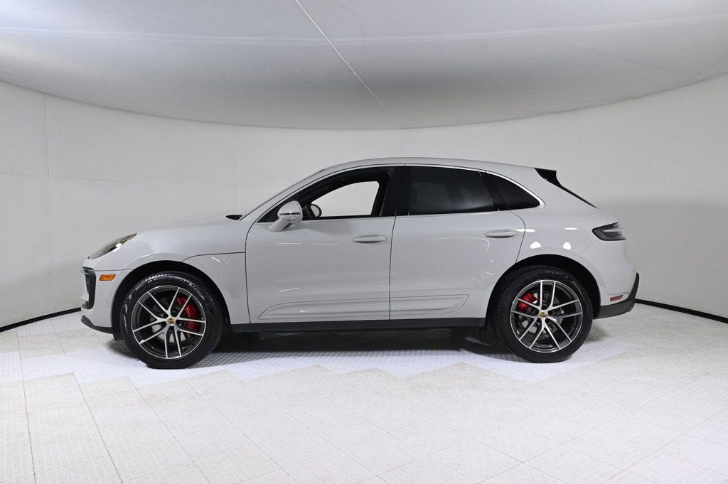 S AWD