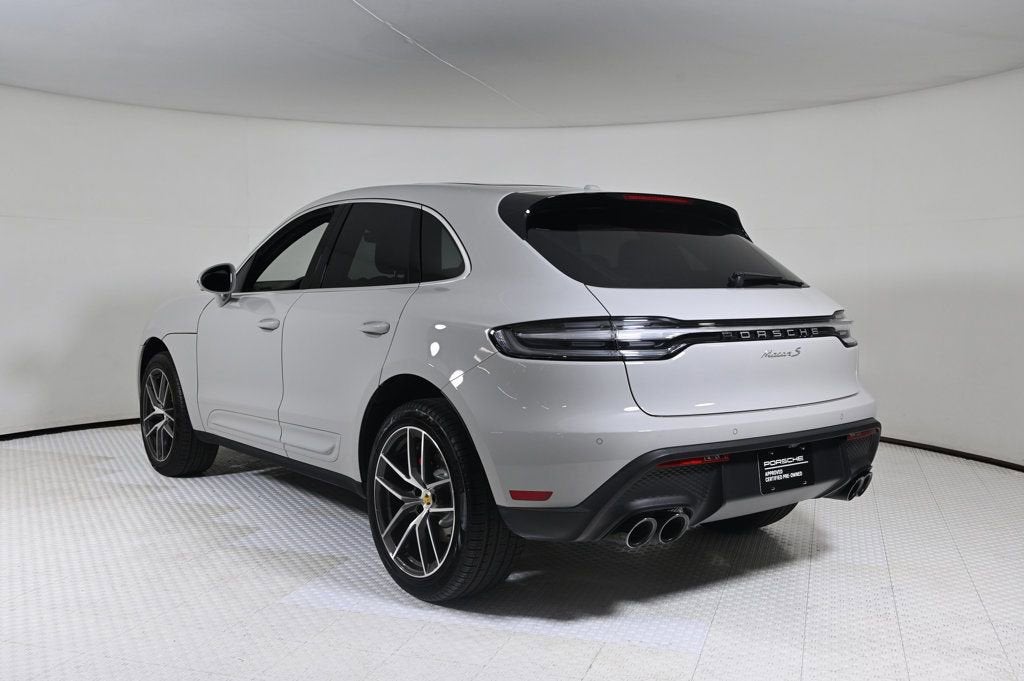 S AWD