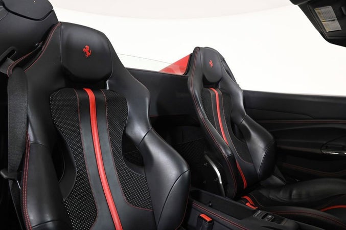 Ferrari F8 Spider