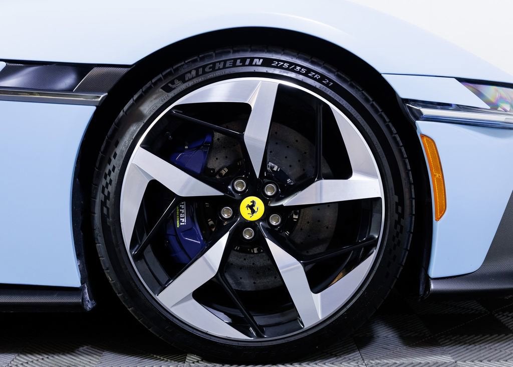 2025 Ferrari 12Cilindri Base - Photo 8