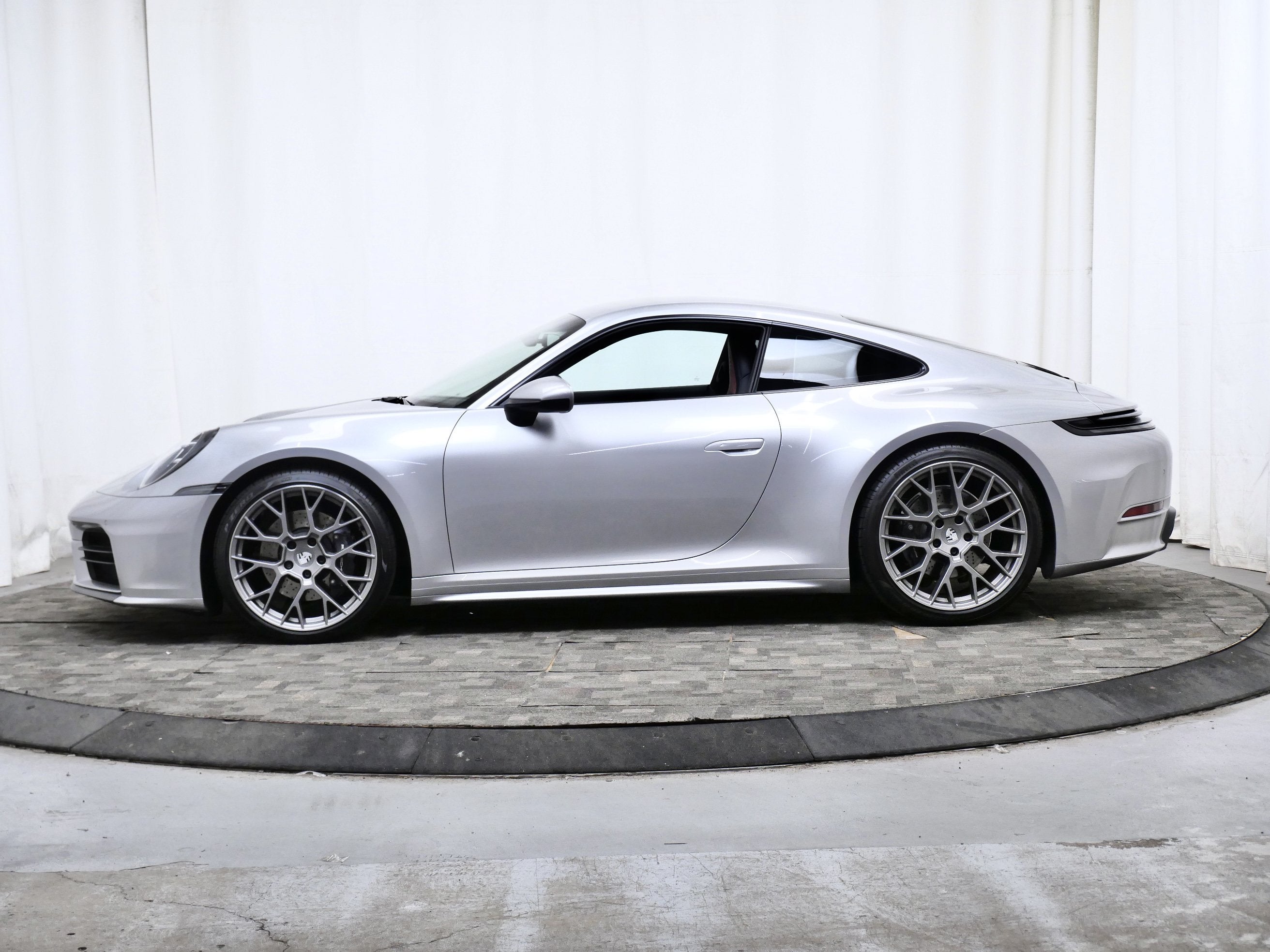 Used 2025 Porsche 911  with VIN WP0AA2A93SS208908 for sale in Minneapolis, Minnesota