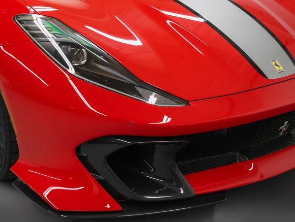 Ferrari 812 Competizione