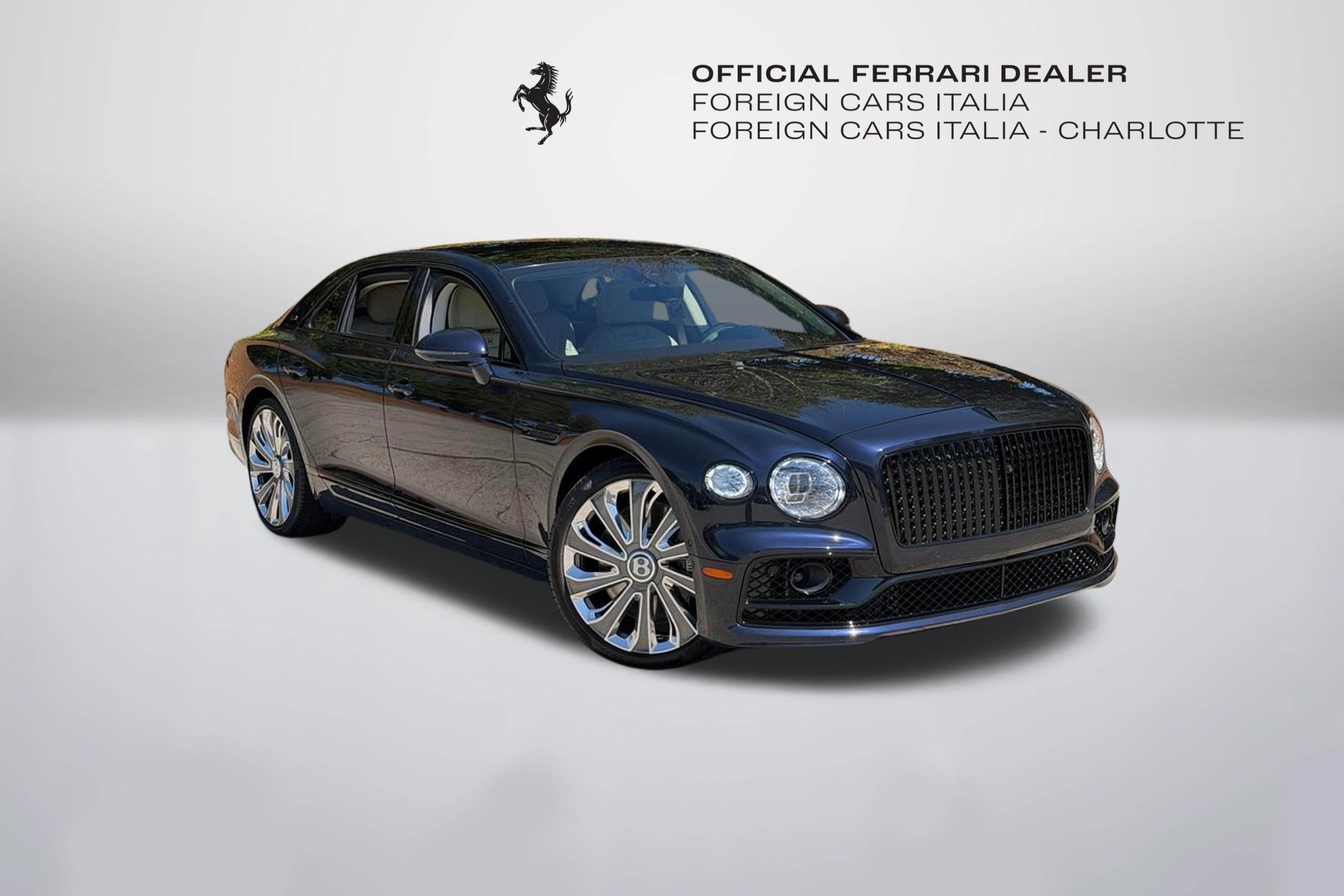 2024 Bentley Flying Spur V8 Mulliner's photo