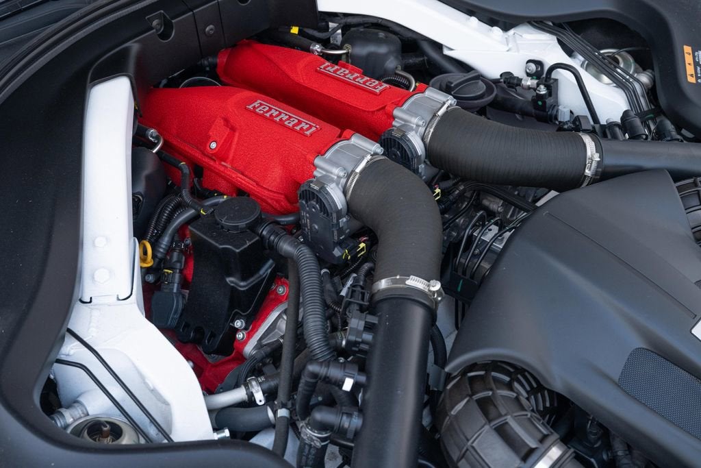2024 Ferrari Roma Base - Photo 14
