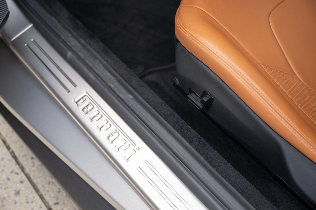 2019 Ferrari Portofino Base - Photo 37