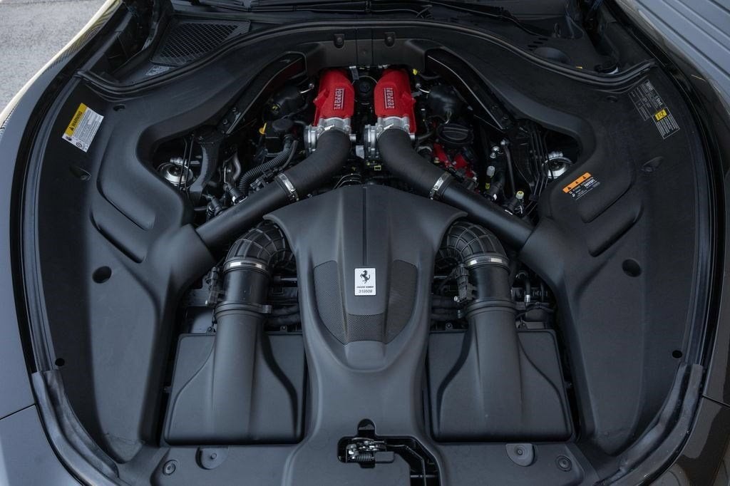2025 Ferrari Roma Base - Photo 13