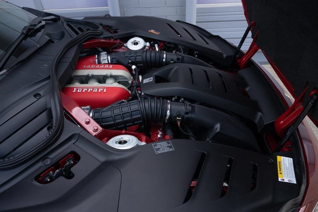 2025 Ferrari Purosangue Base - Photo 13