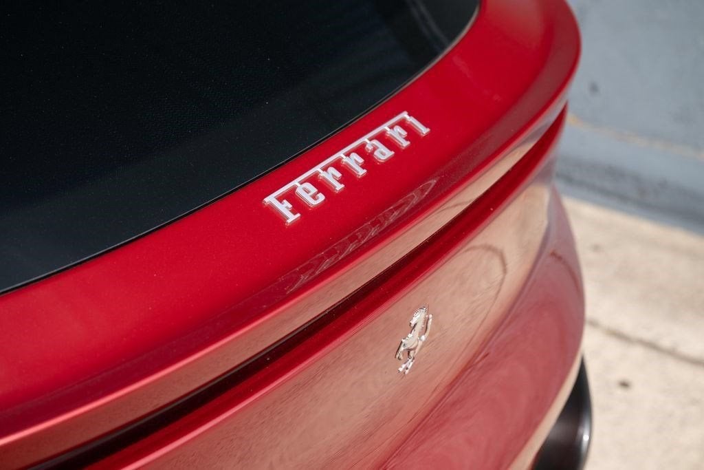2025 Ferrari Purosangue Base - Photo 22