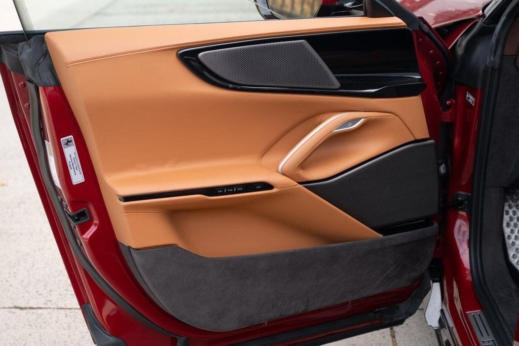 2025 Ferrari Purosangue Base - Photo 31