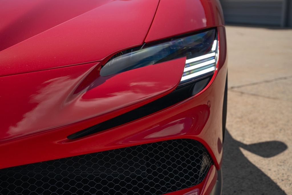 2024 Ferrari SF90 Base - Photo 17