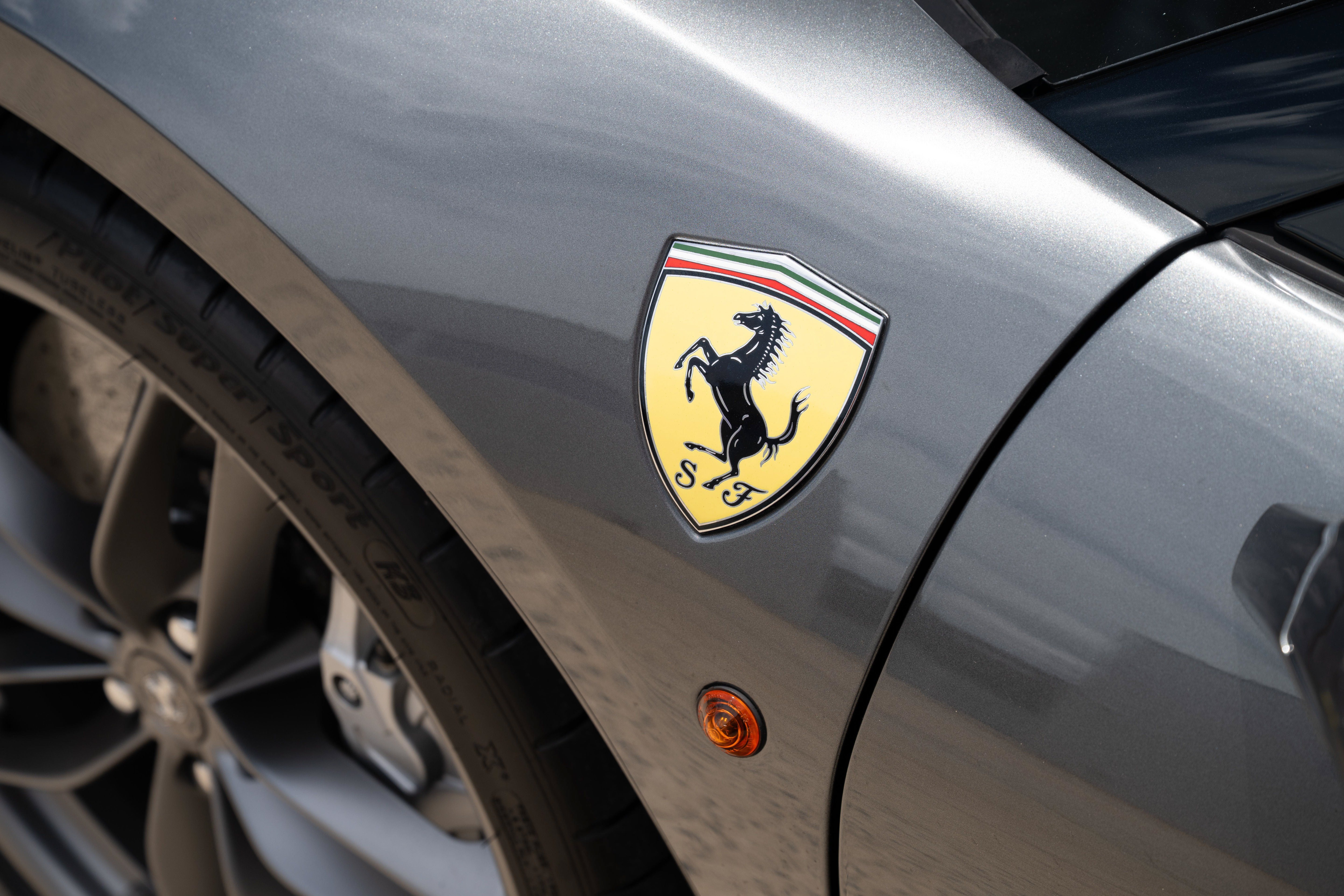 Certified Used 2017 Grigio Silverstone Ferrari  image 17